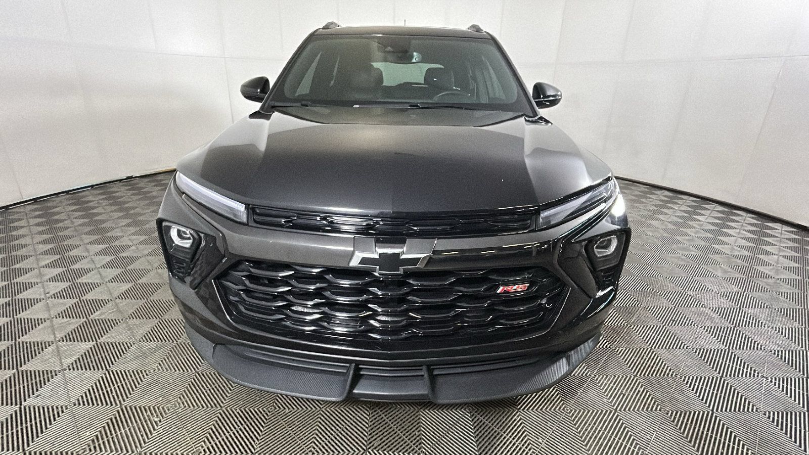 Used 2025 Chevrolet TrailBlazer RS w/ Convenience Package AWD/4WD image 9