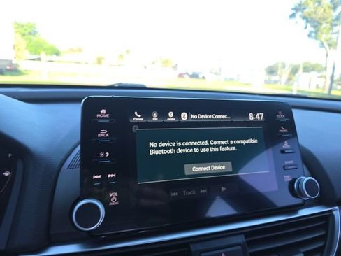 Used 2022 Honda Accord Sport image 8