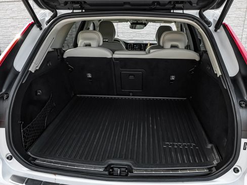 Used 2021 Volvo XC60 T5 Inscription w/ Advanced Package FWD image 38