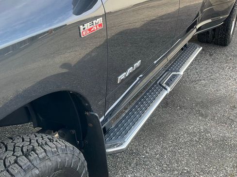 Used 2019 RAM 3500 Tradesman w/ Chrome Appearance Group image 15