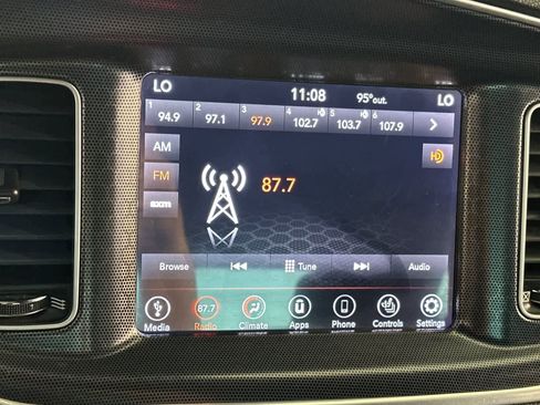 Used 2018 Dodge Charger SXT Plus RWD image 19