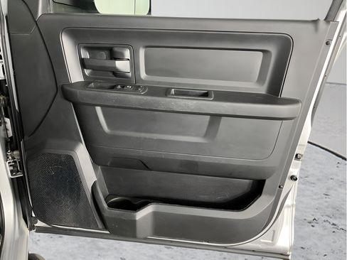Used 2018 RAM 2500 Tradesman w/ Chrome Appearance Group AWD/4WD image 15