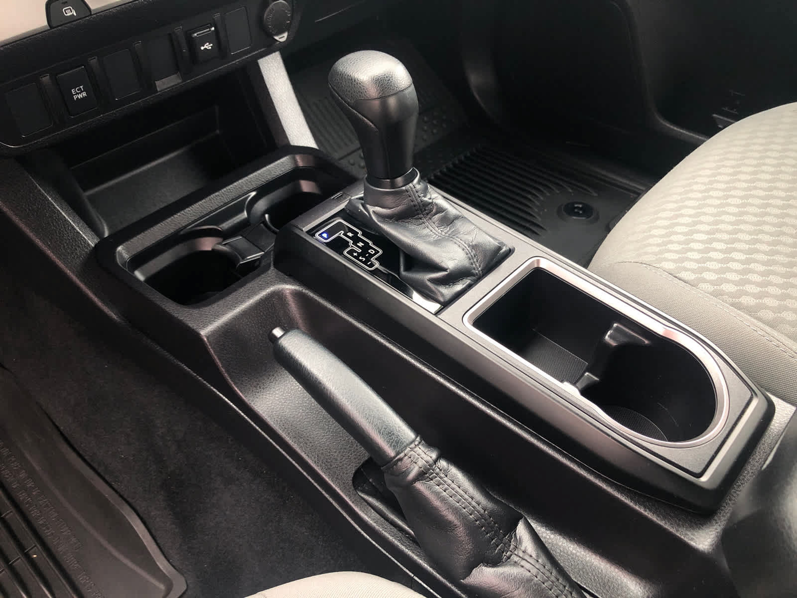 Certified 2022 Toyota Tacoma SR RWD image 14