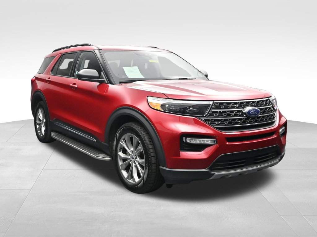 Used 2021 Ford Explorer XLT w/ Equipment Group 202A AWD/4WD image 7