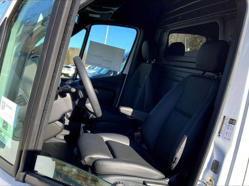 New 2025 Mercedes-Benz Sprinter 2500 image 14