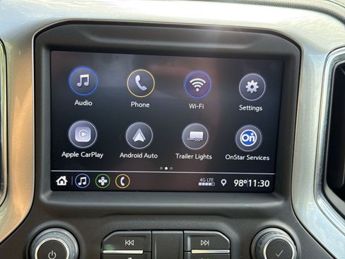 Used 2022 Chevrolet Silverado 1500 LT AWD/4WD image 21
