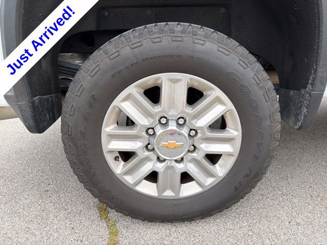 Used 2024 Chevrolet Silverado 2500 High Country AWD/4WD image 25