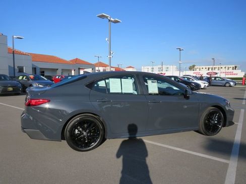 Certified 2026 Toyota Camry SE image 13