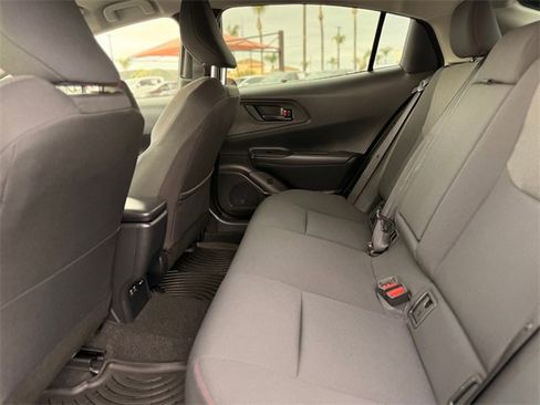 Used 2024 Toyota Prius Prime SE image 18