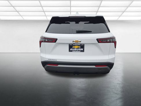 New 2026 Chevrolet Equinox LT image 4