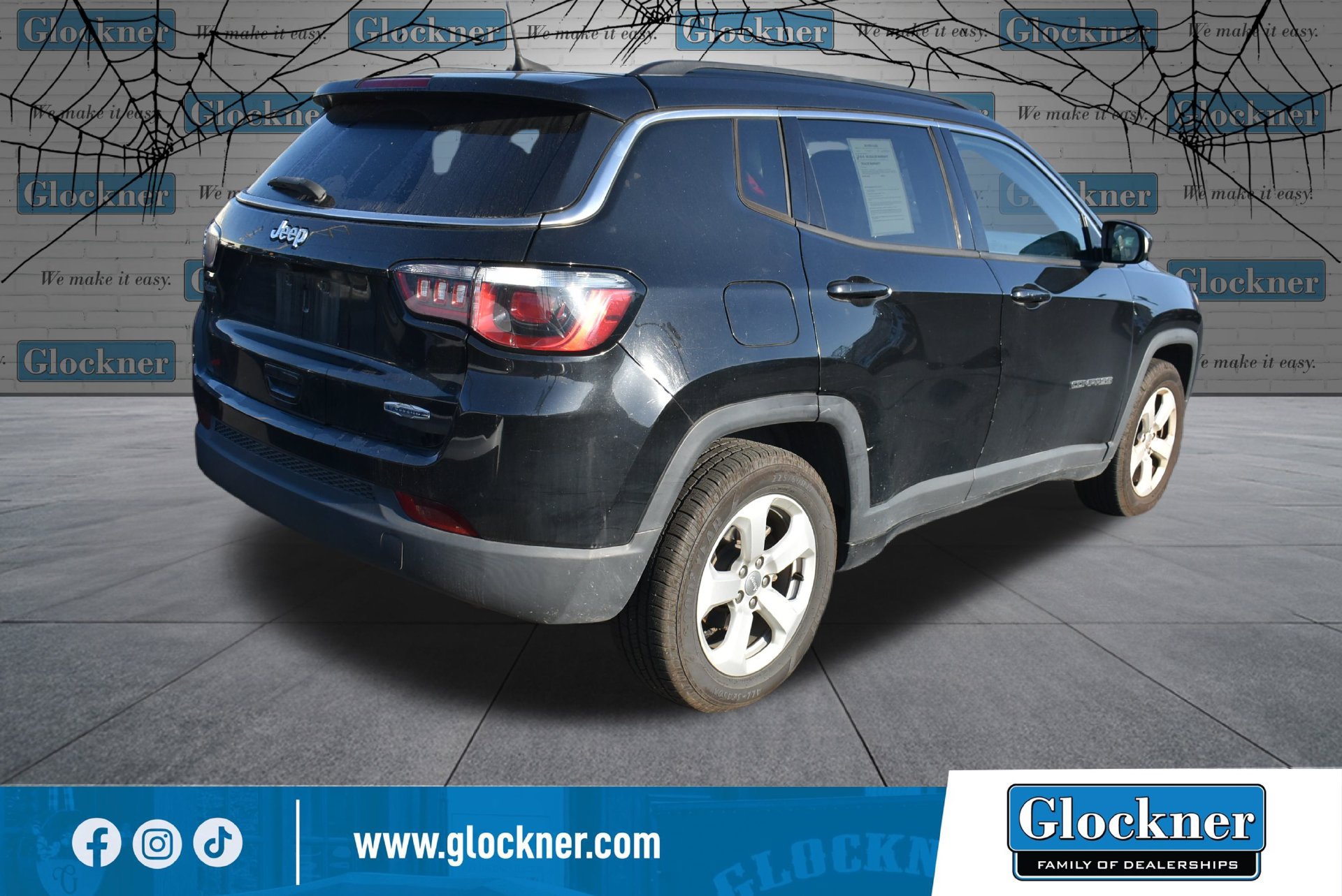 Used 2018 Jeep Compass Latitude w/ Popular Equipment Group FWD image 6