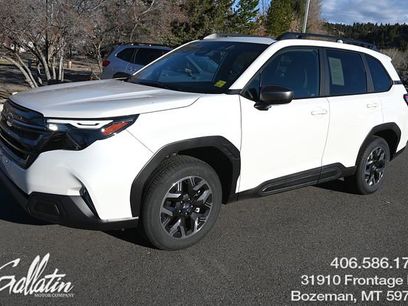 Used 2025 Subaru Forester Premium w/ Convenience Package #1