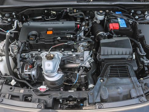 Used 2023 Honda Civic Sport image 29