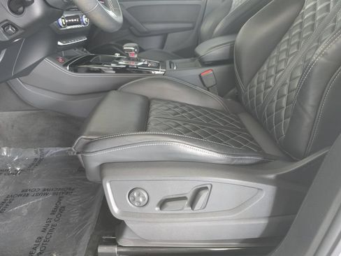 Used 2023 Audi SQ5 Prestige w/ Prestige Package AWD/4WD image 26