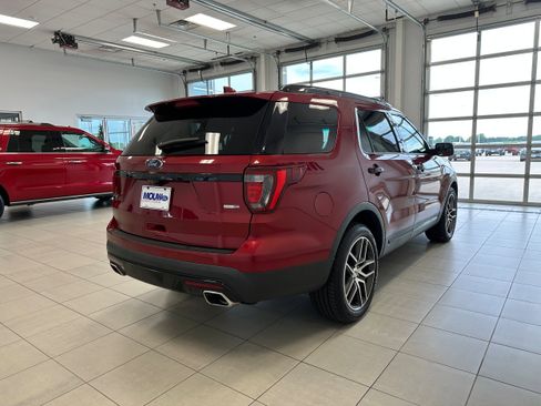 Used 2016 Ford Explorer Sport w/ Equipment Group 401A AWD/4WD image 5