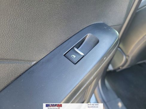Certified 2025 Ford Escape ST-Line AWD/4WD image 17