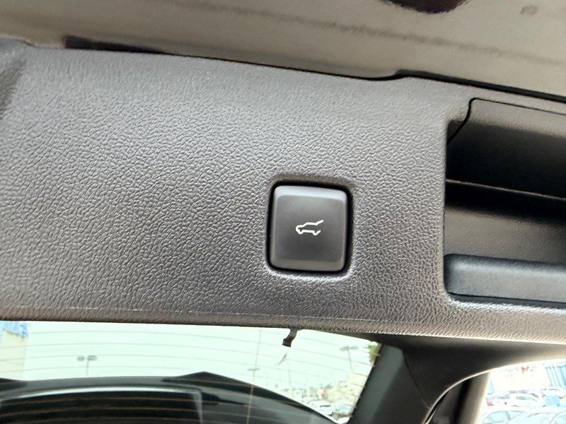 Used 2023 Ford Escape ST-Line Select w/ Tech Pack #2 AWD/4WD image 5