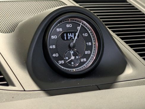 New 2026 Porsche Macan S image 32