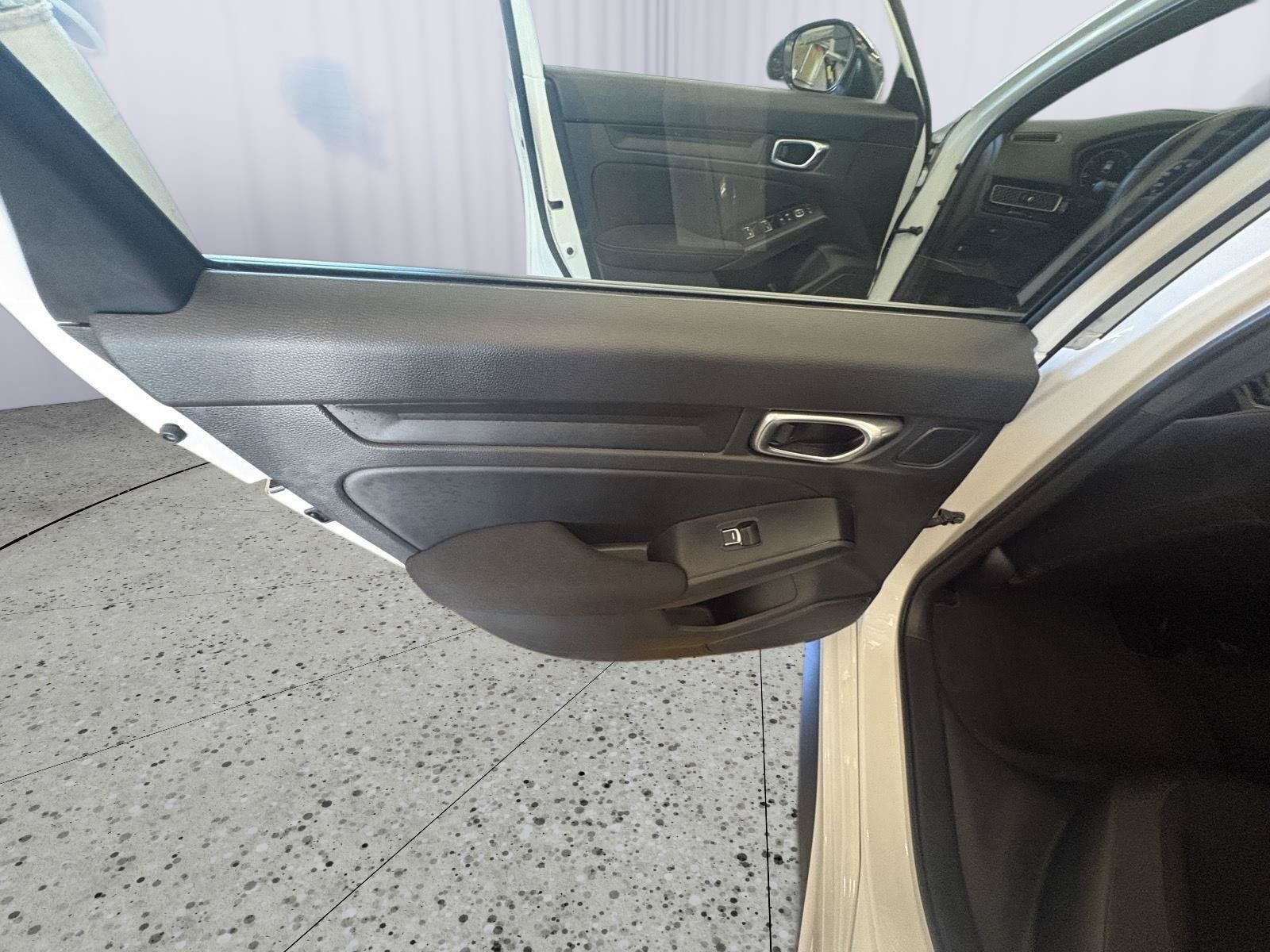 Used 2025 Honda Civic Sport image 20