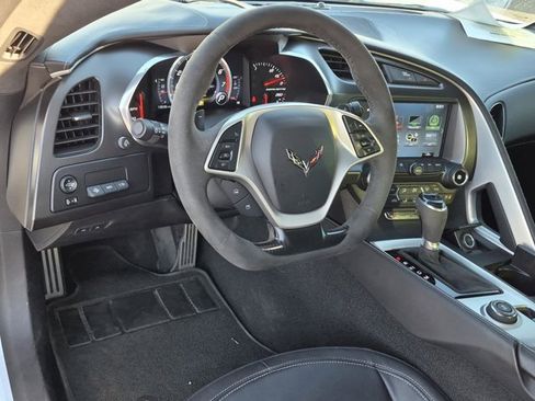 Used 2019 Chevrolet Corvette Stingray Coupe image 15