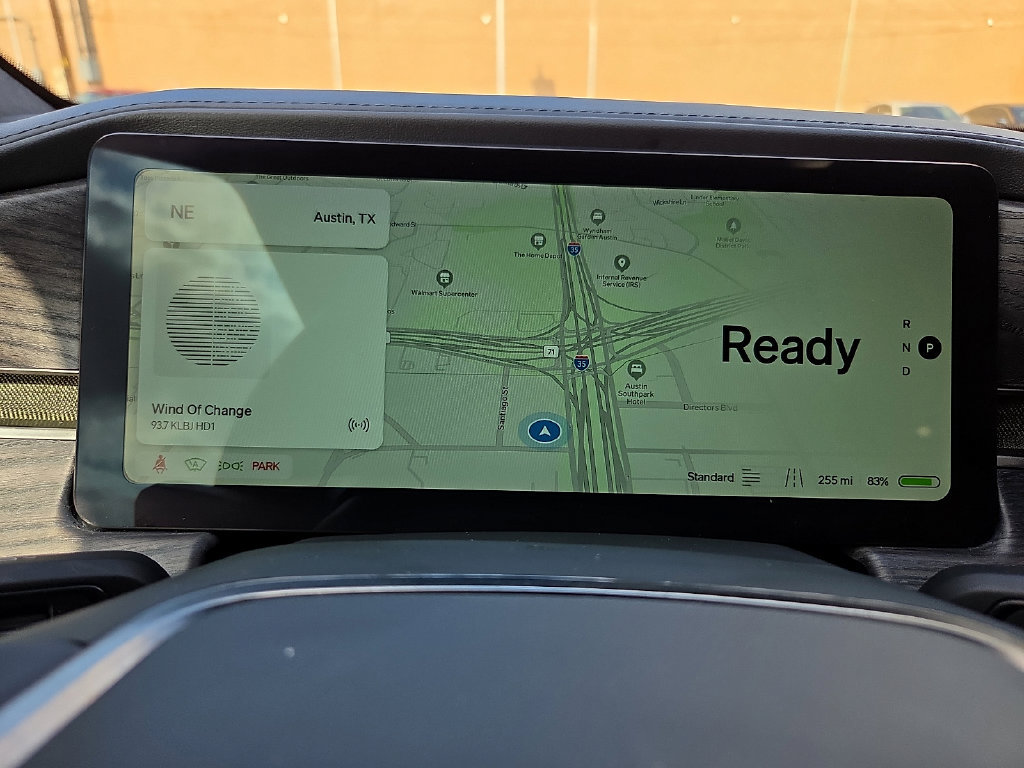 Used 2024 Rivian R1S Adventure Quad AWD/4WD image 23