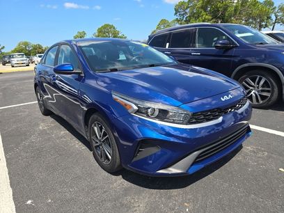 Certified 2022 Kia Forte LXS