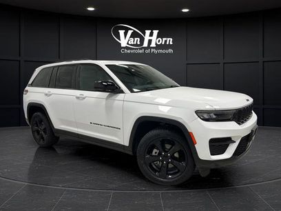 Used 2023 Jeep Grand Cherokee Altitude