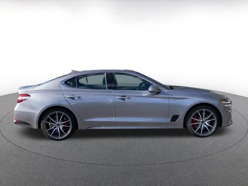 Used 2025 Genesis G70 2.5T image 16