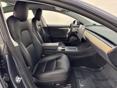 Used 2022 Tesla Model 3 Long Range image 16