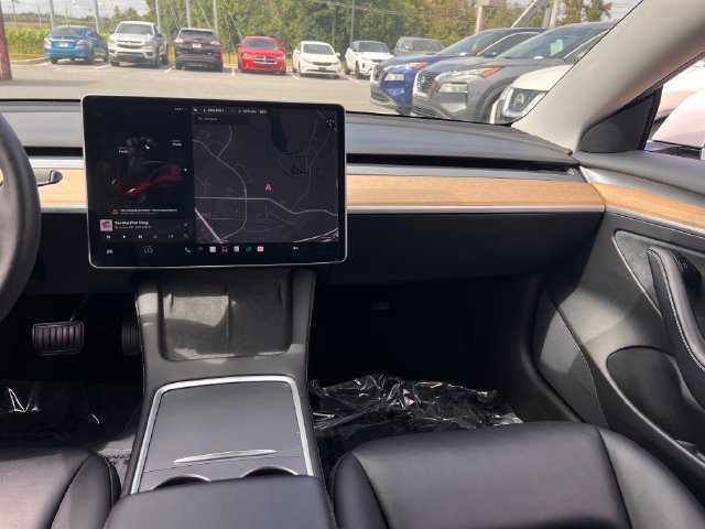 Used 2021 Tesla Model 3 Standard Range Plus RWD image 13