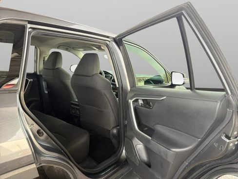 Used 2023 Toyota RAV4 LE image 15