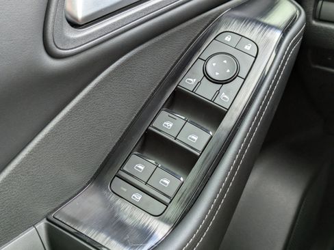New 2026 Nissan Rogue SV FWD image 25