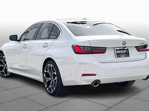 Used 2026 BMW 330i Sedan w/ Convenience Package RWD image 11