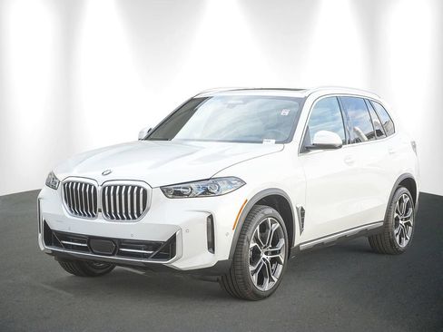 Used 2026 BMW X5 sDrive40i RWD image 3