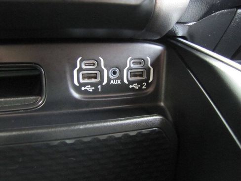 Used 2022 RAM 1500 Big Horn AWD/4WD image 48