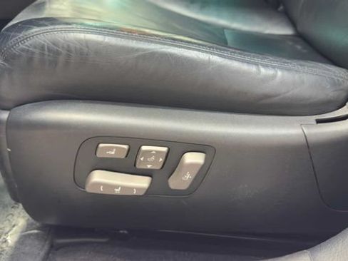 Used 2007 Lexus LS 460 RWD image 21