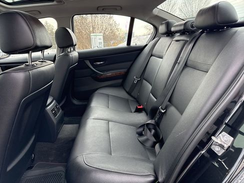 Used 2011 BMW 328i xDrive Sedan image 12