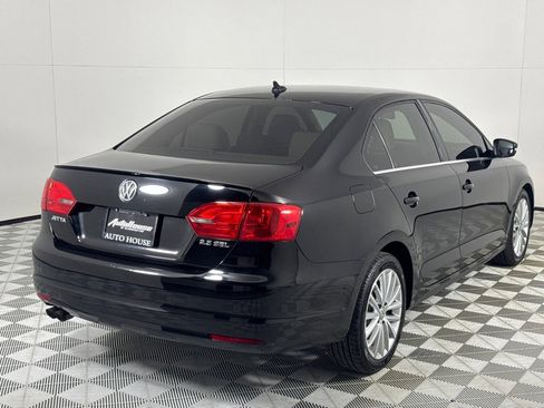 Used 2013 Volkswagen Jetta SEL image 5