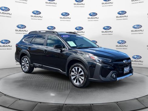 Certified 2025 Subaru Outback Limited AWD/4WD image 8