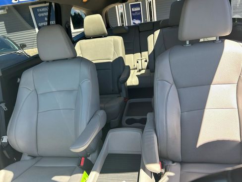 Used 2016 Honda Pilot Elite image 20