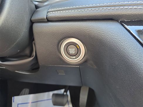 New 2026 Chrysler Pacifica Select image 26