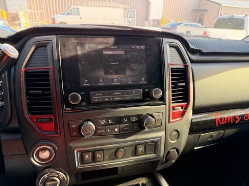 Used 2023 Nissan Titan SV w/ SV Convenience Package AWD/4WD image 11