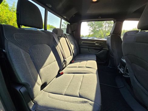Used 2020 RAM 1500 Big Horn AWD/4WD image 20