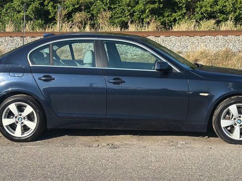 Used 2006 BMW 530xi Sedan image 7
