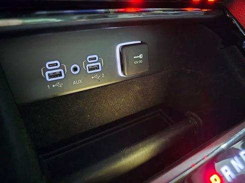 Used 2022 Jeep Grand Cherokee L Limited w/ MOPAR Finishing Package RWD image 24