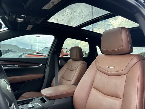 Used 2024 Cadillac XT5 Premium Luxury w/ Technology Package image 27