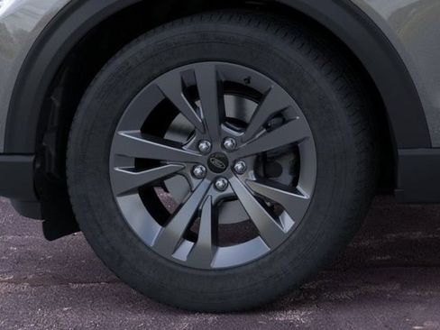 New 2026 Ford Explorer Active w/ Active Comfort Package AWD/4WD image 19