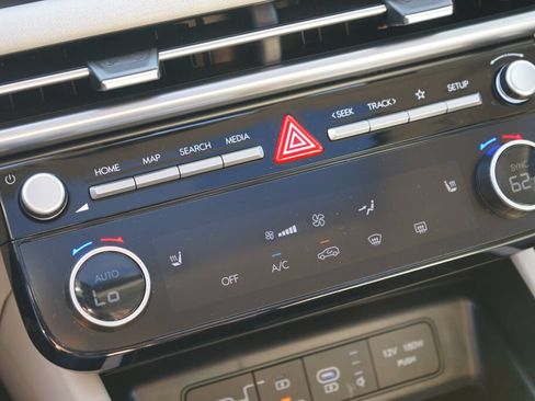 Used 2025 Hyundai Tucson SEL AWD/4WD image 25