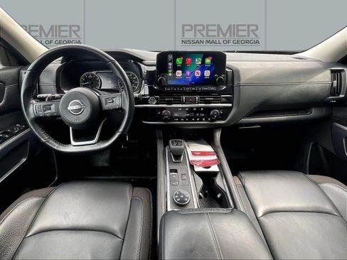 Certified 2022 Nissan Pathfinder SL AWD/4WD image 9