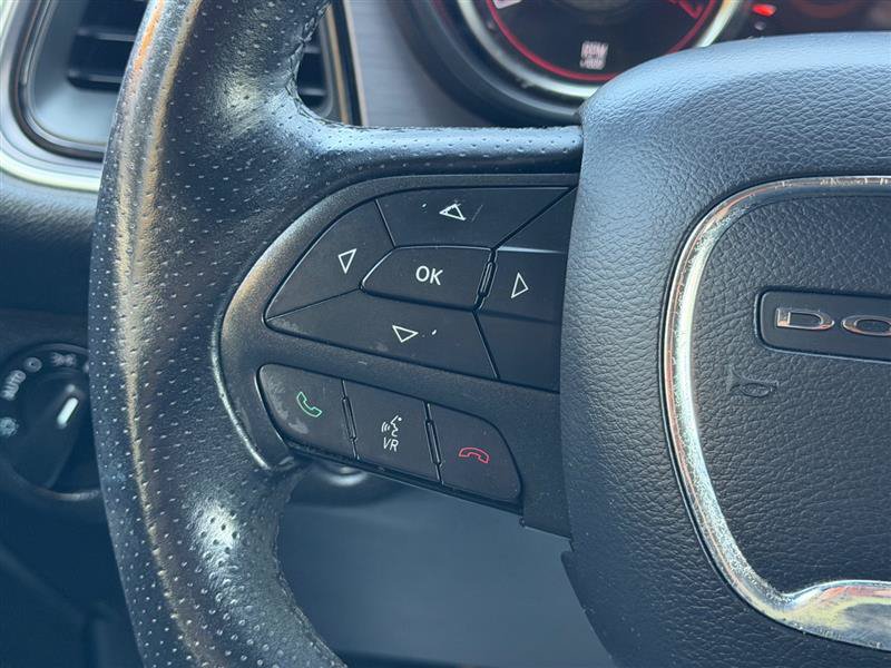 Used 2017 Dodge Challenger SXT RWD image 41